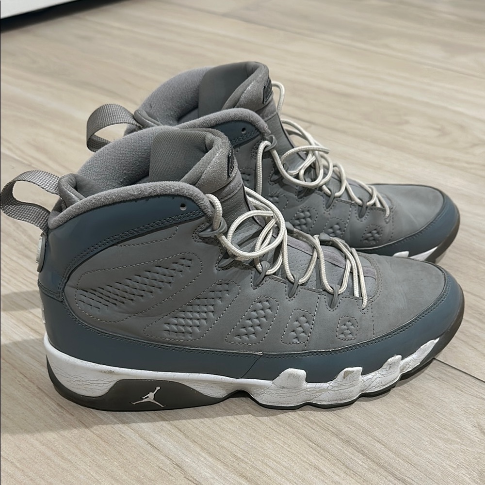 Air Jordan 9 Retro "Cool Grey"